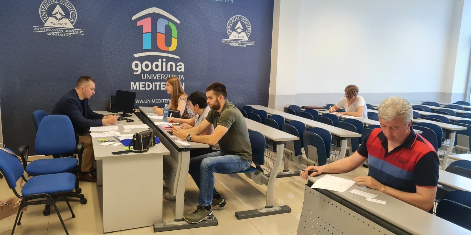 IMG-a0906ebd24556d2cebc360732f1919fd-V