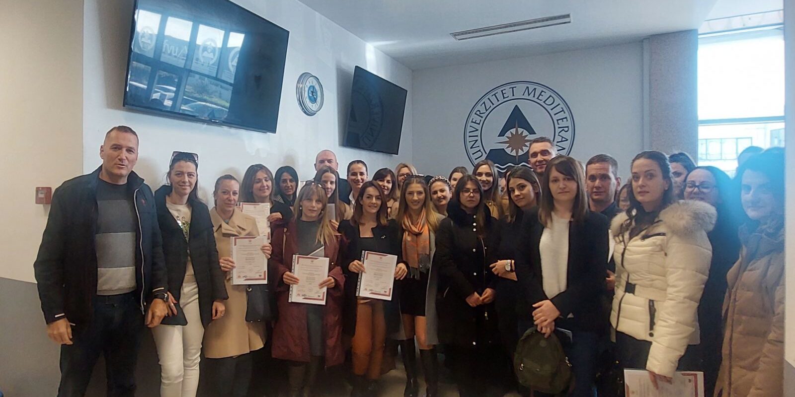 IMG-c4a15897c1304bc7c39ff06d1139d974-V